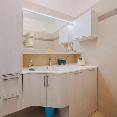 Apartment Caddy By Interhome *