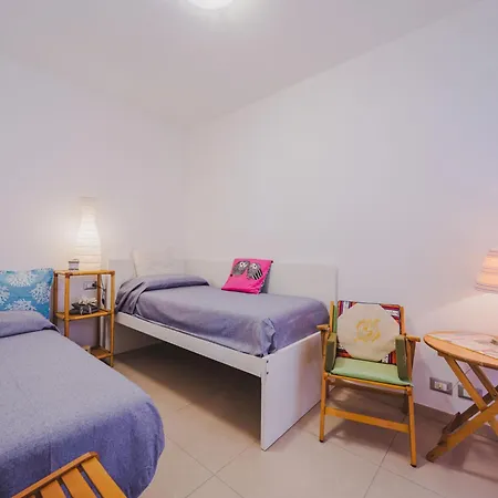 Caddy By Interhome *